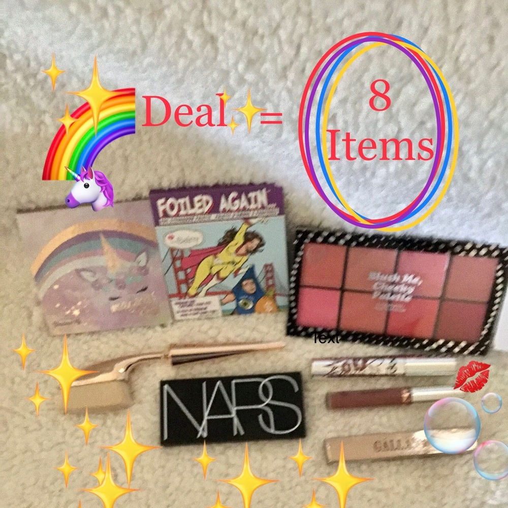 Makeup 💋 8 PIECE DEAL❤️